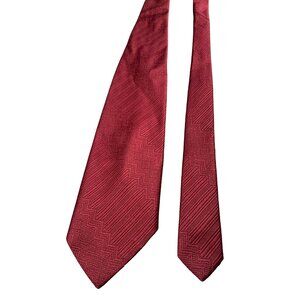 Red Polyester Mens Tie with Zigzag Pattern 4.5 Inch width Necktie